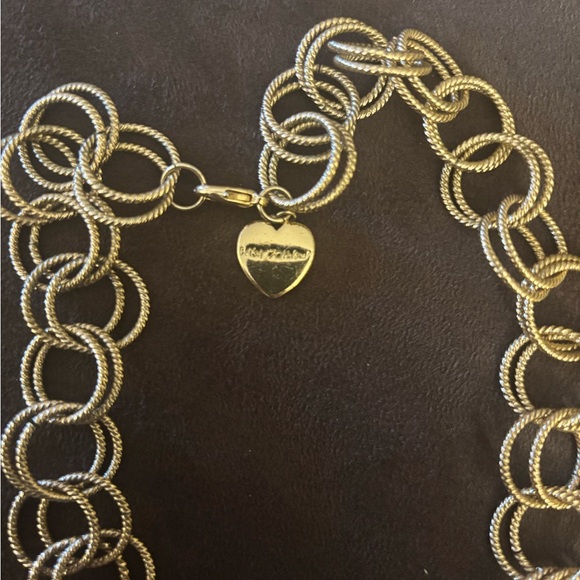 Betsey Johnson Gold Tone 38” Chain Necklace - Picture 3 of 3